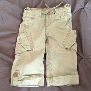 Baby Gap Capris in Olive Green in 18-24 mo.